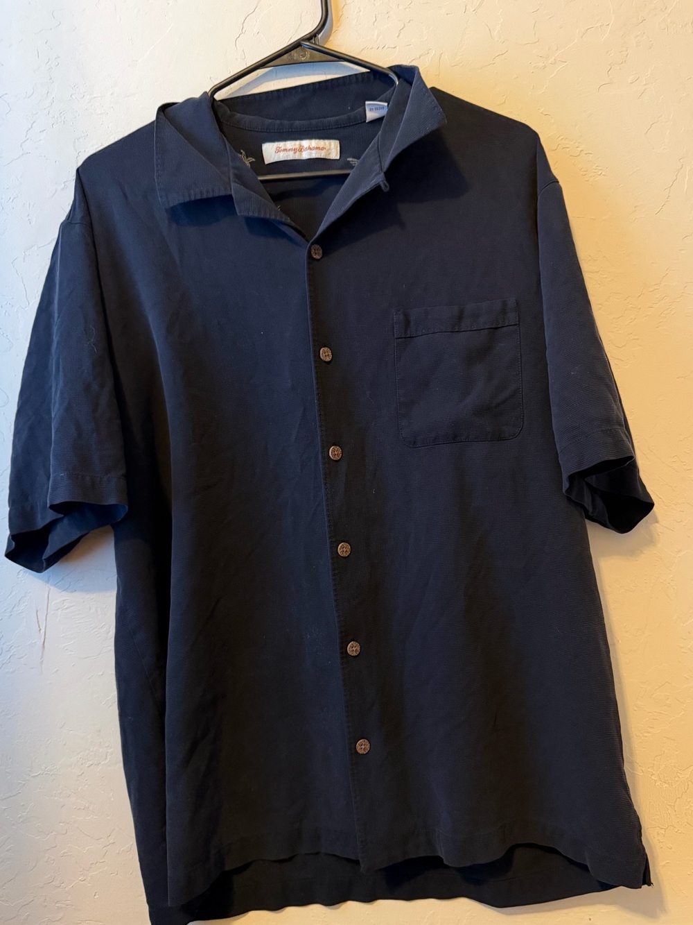 Tommy Bahama Shirt Mens Large Button Front Black Pocket 100% Silk